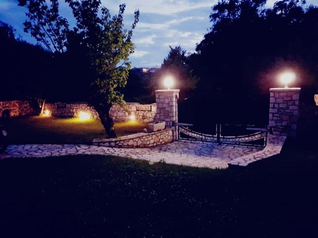 Vilă Spiti Ute Makrádes